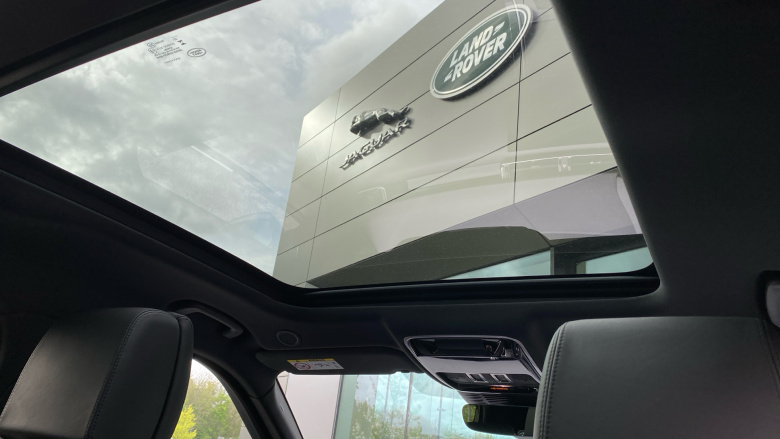 Land Rover Range Rover Velar 2.0 D200 MHEV Dynamic HSE 5dr Auto Diesel Estate